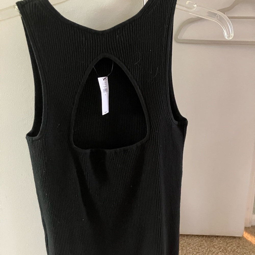 Black Sleeveless Cutout Top